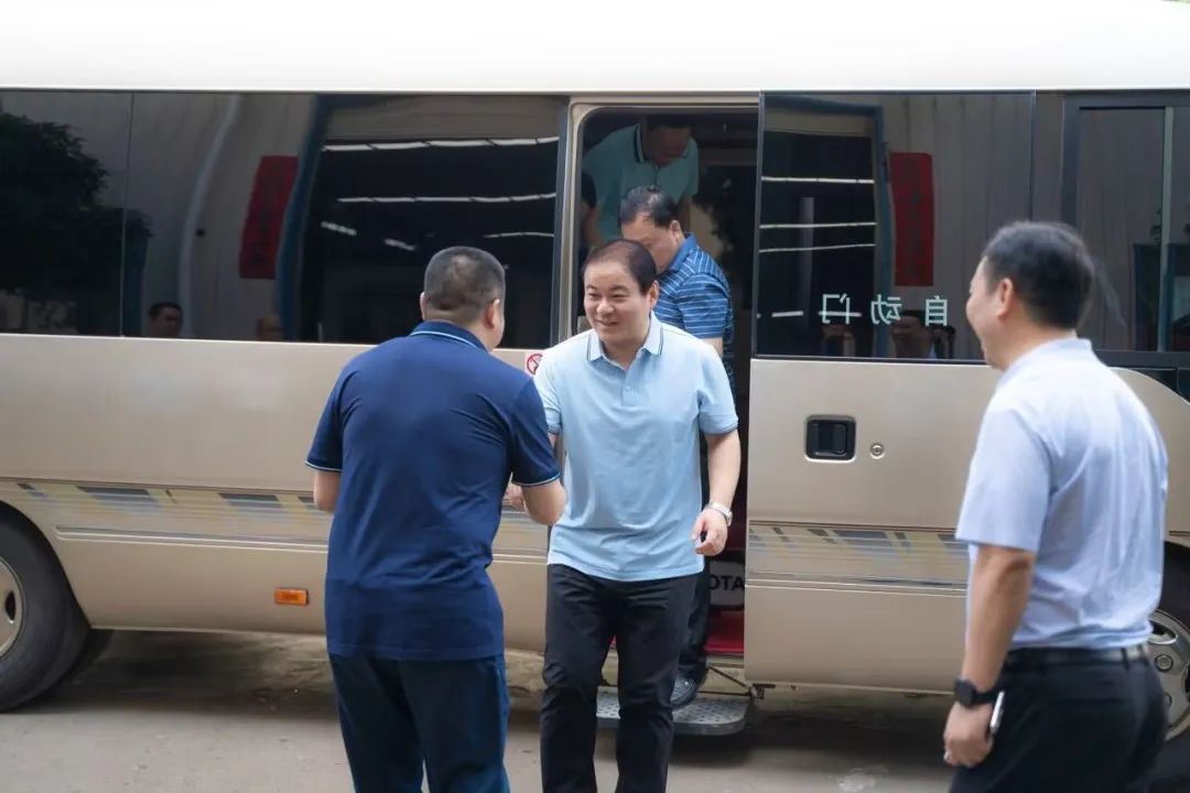 衡陽市委副書記、市長朱健一行赴朝陽集團進行考察